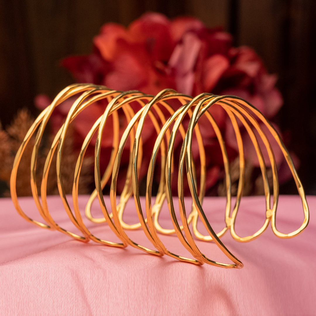 Fluid Wave Cuff