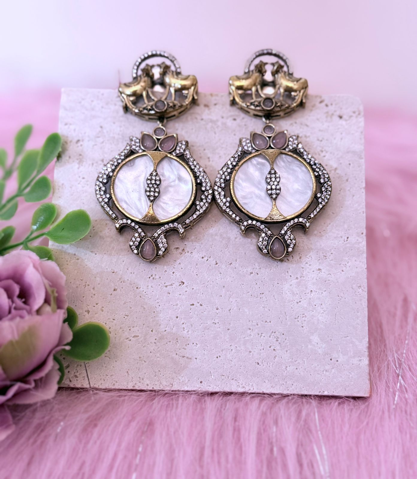 Nandini Marble Antique Dangler