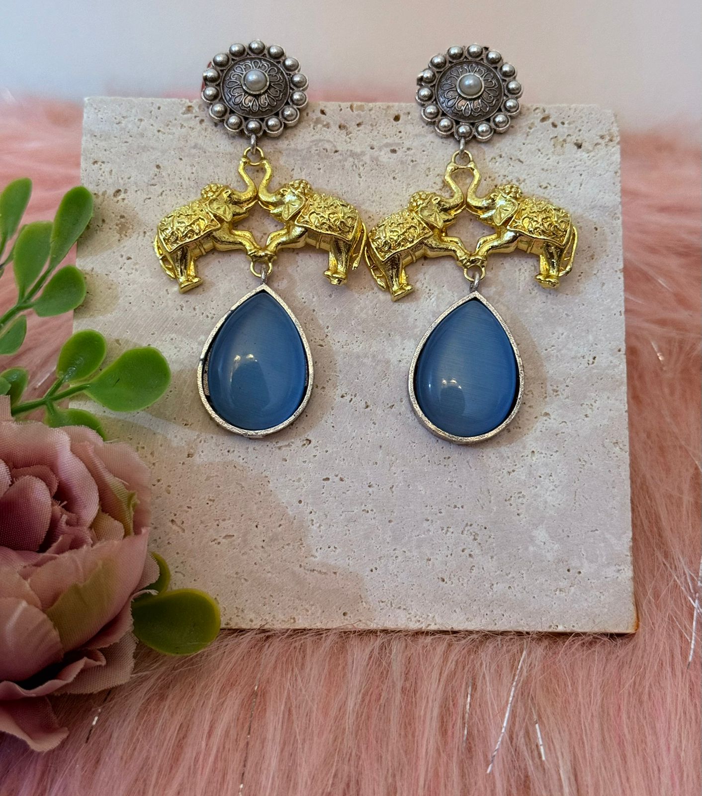 Gaj Vilas Dangler Earring