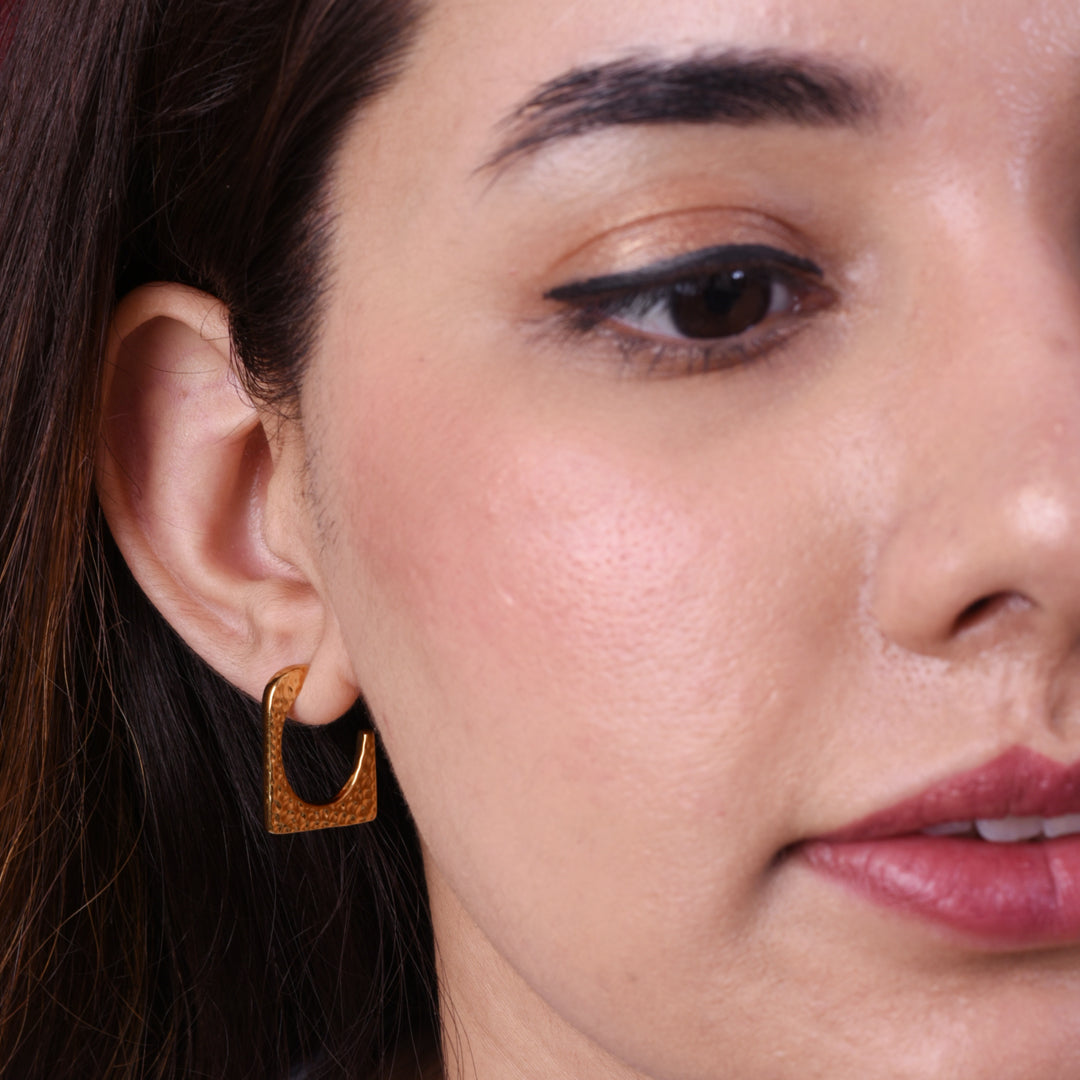 Zenya Textured Hoops