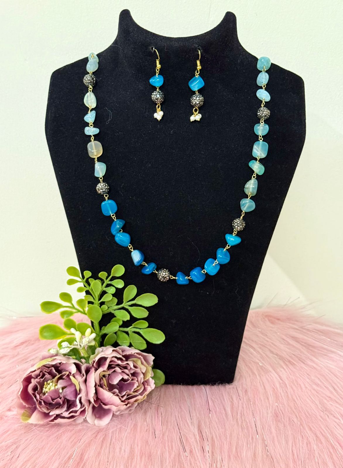 Celeste Glow Necklace & Earrings Set