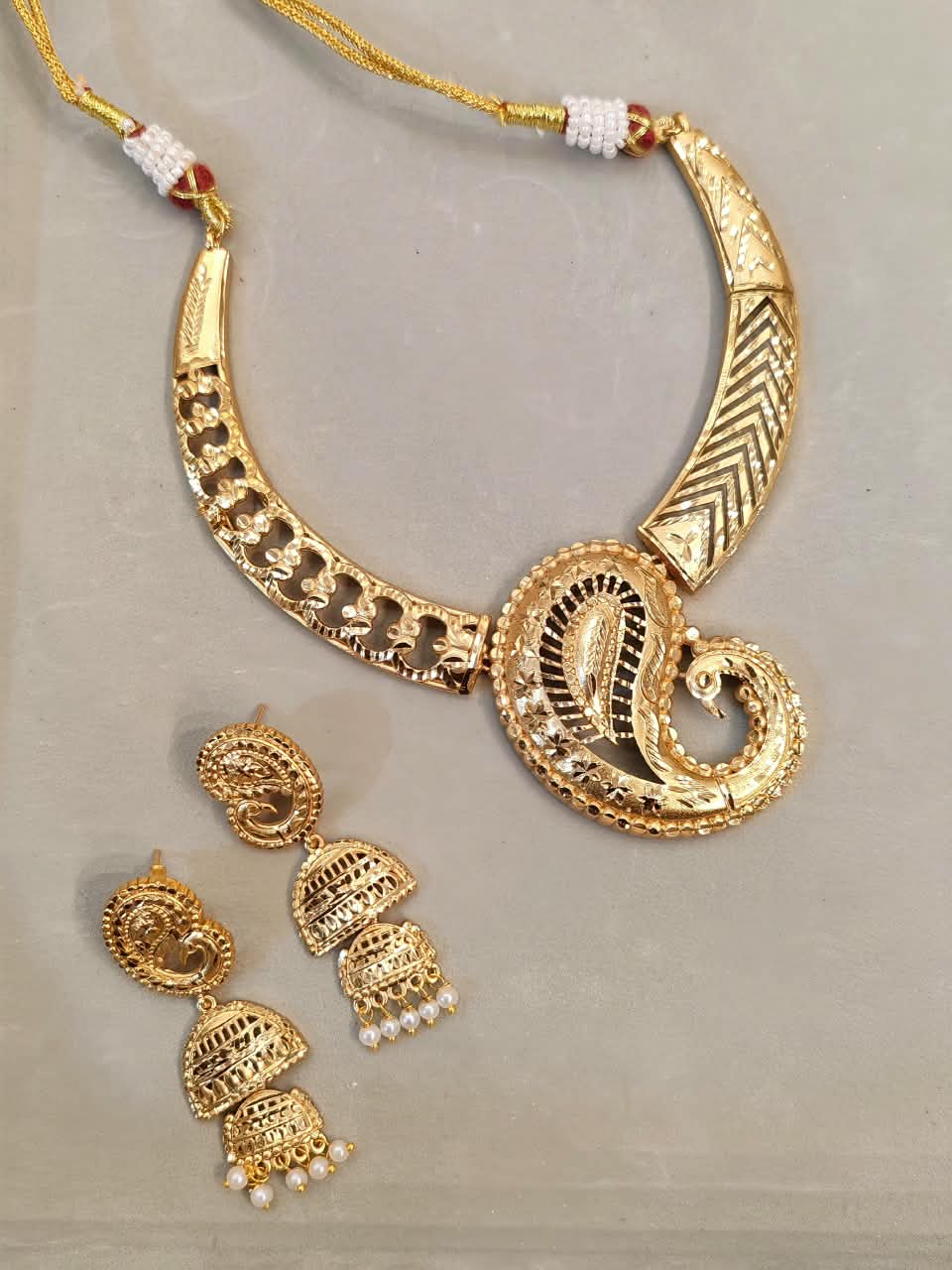 Aamra Heritage Hasuli Set