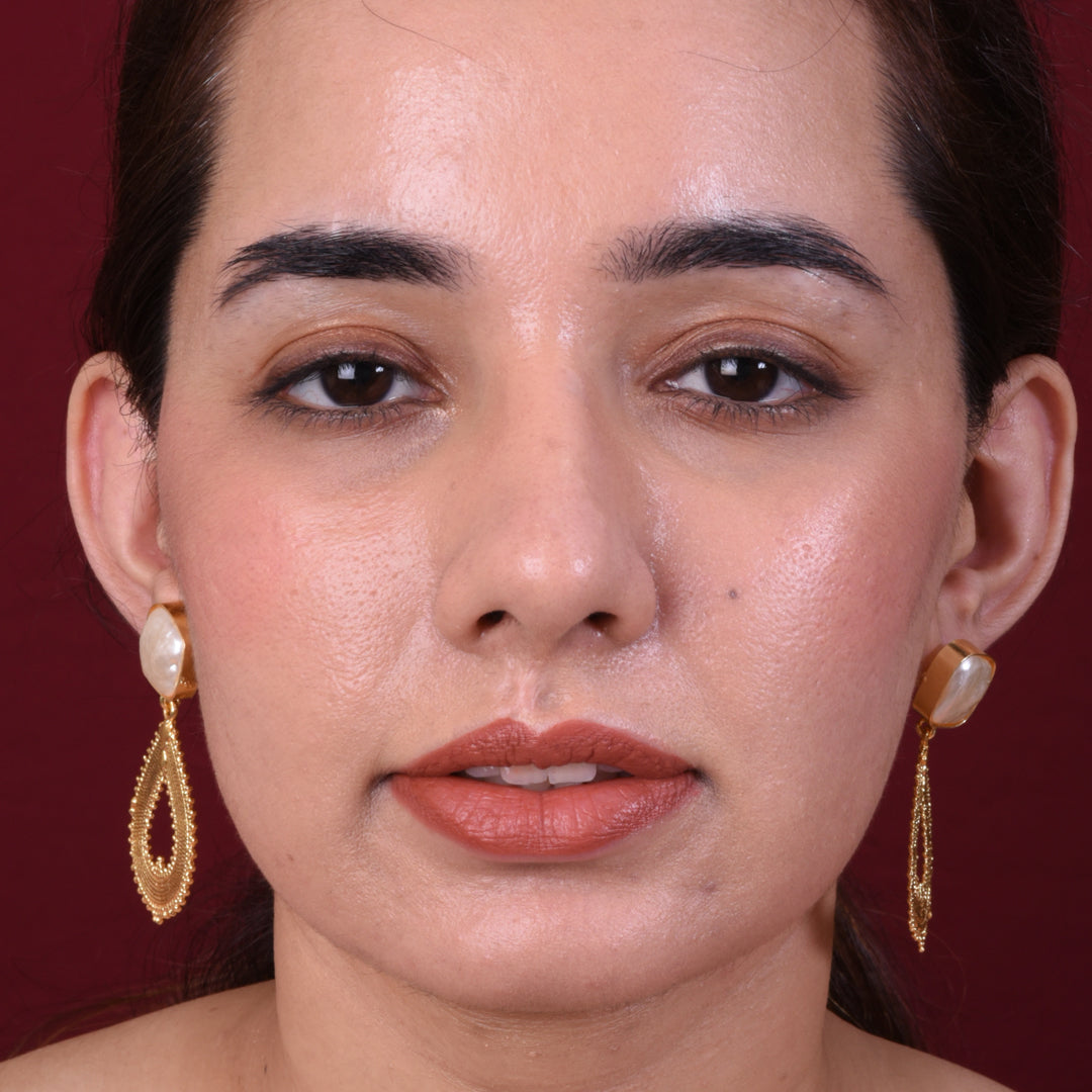 Golden Dewdrop Dangler Earrings