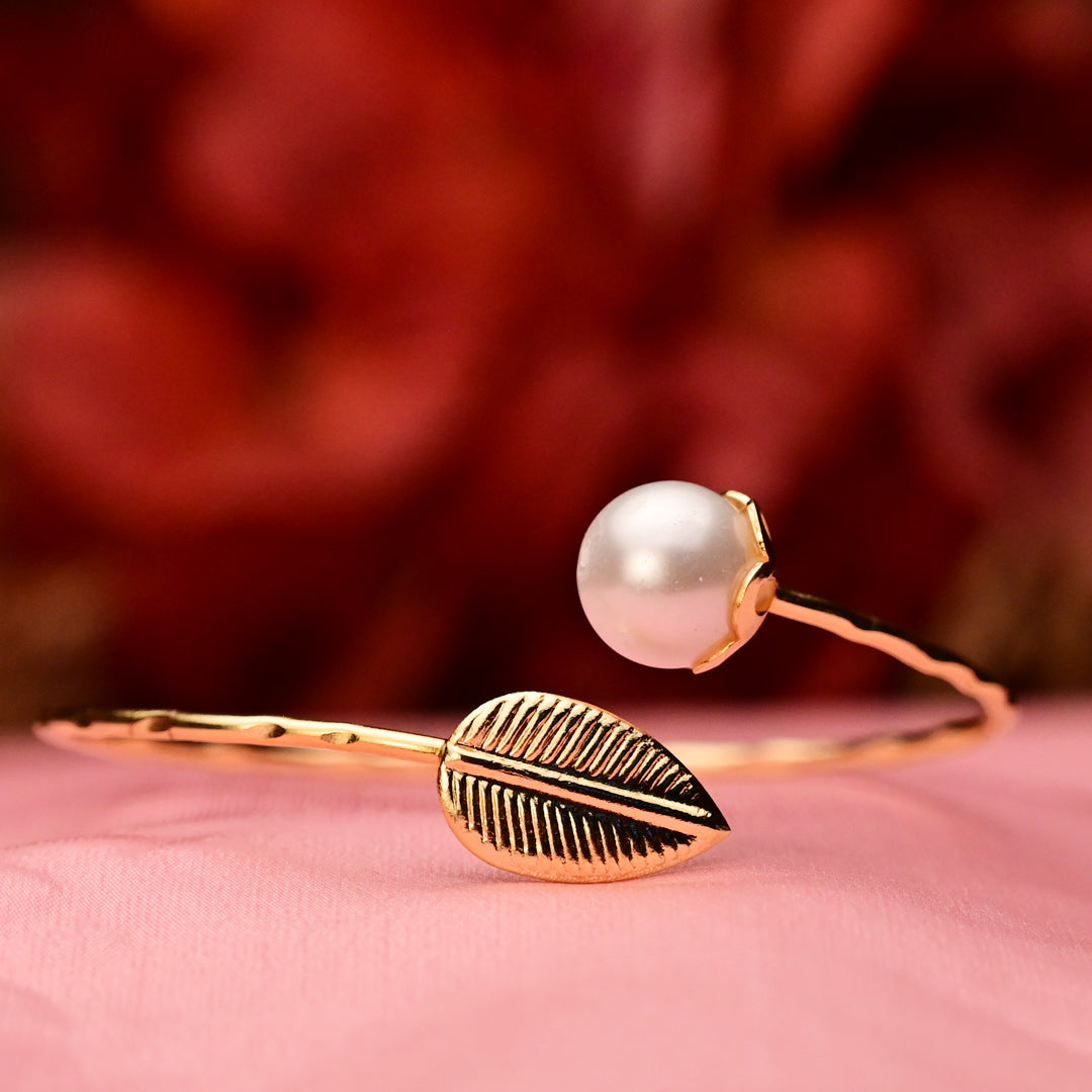 Pearl Delight Adjustable Bracelet