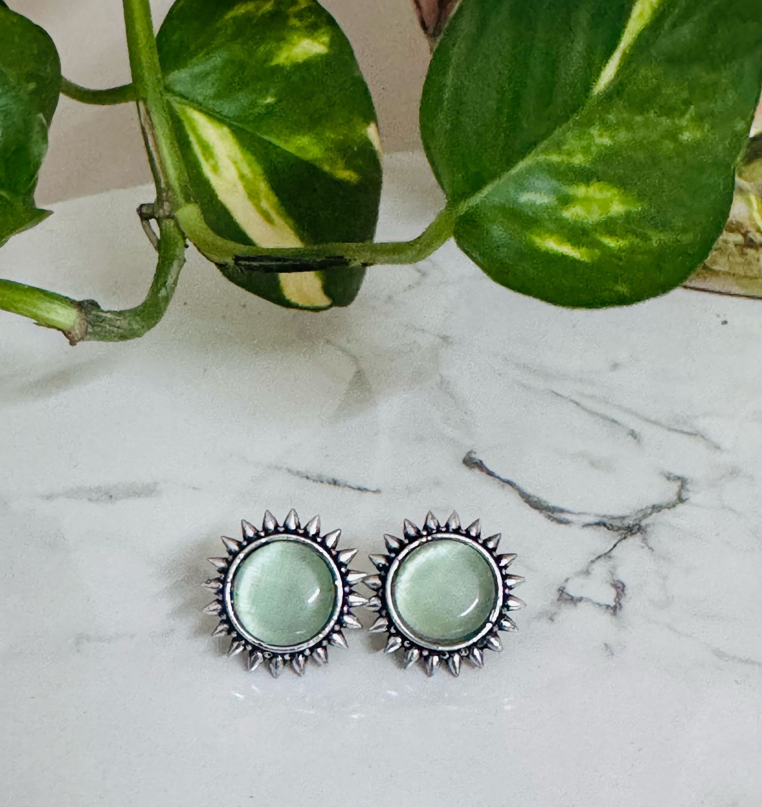 Surika Studs