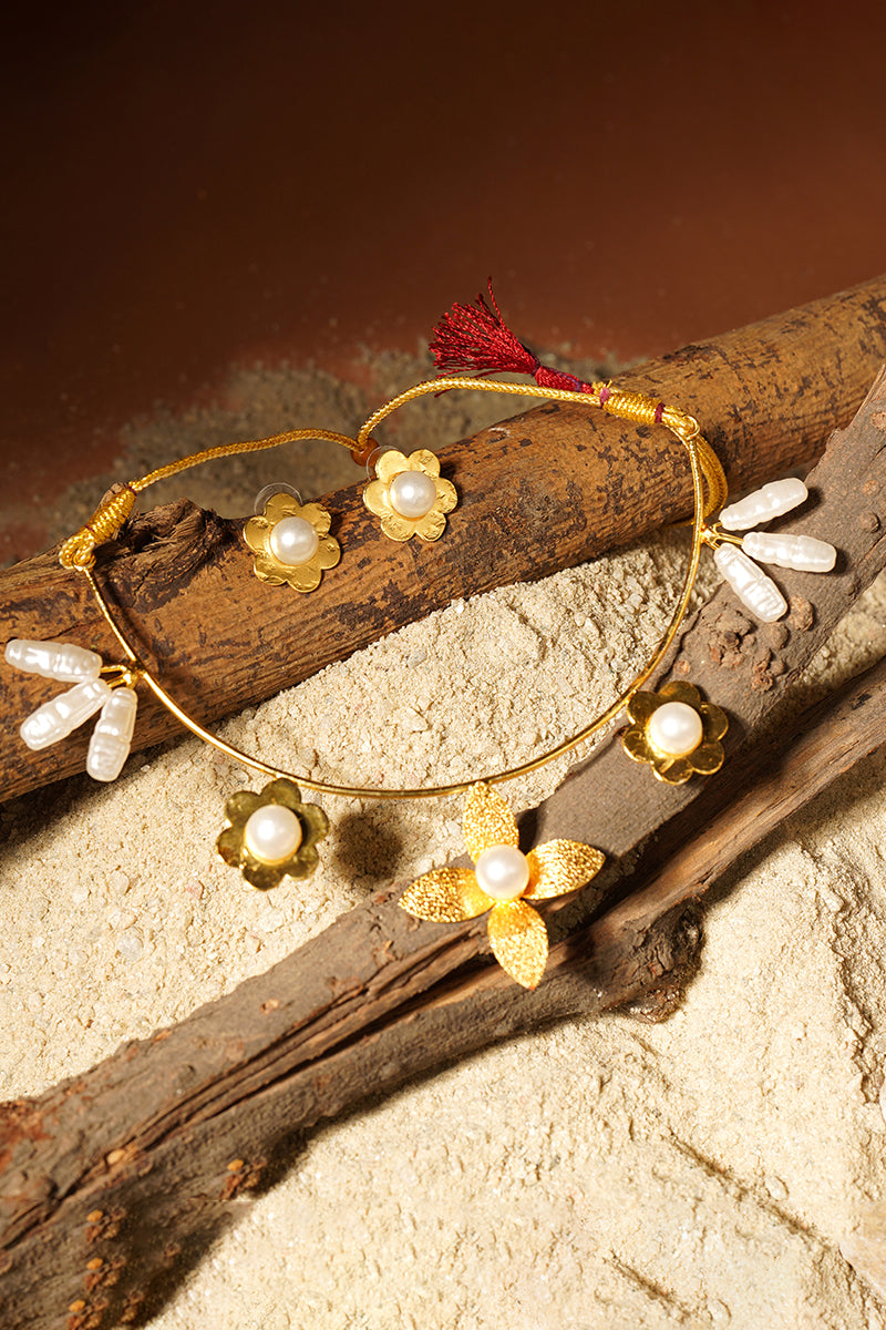 Mukta Pushp Necklace Set