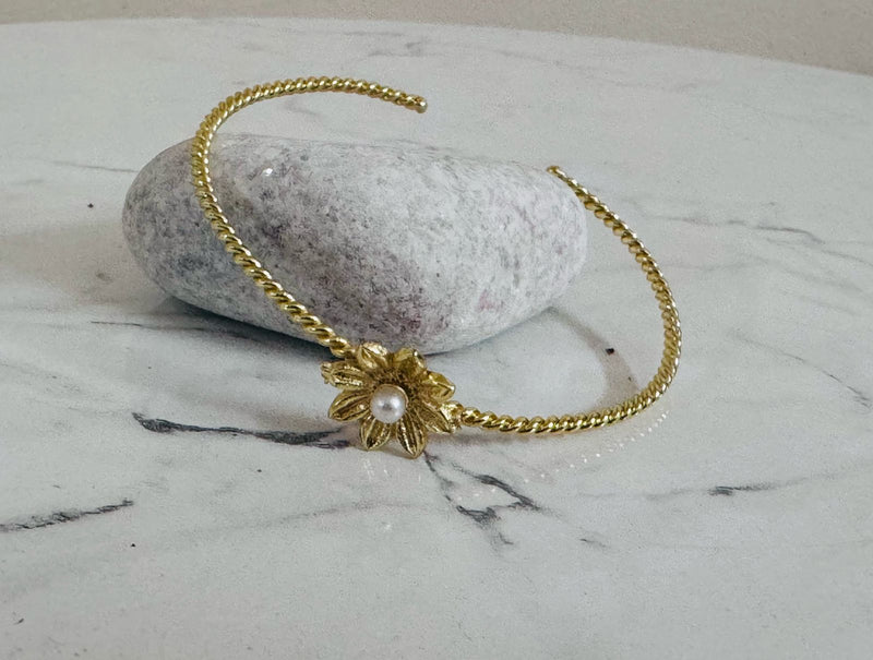 Pearl Flower Charm Bracelet