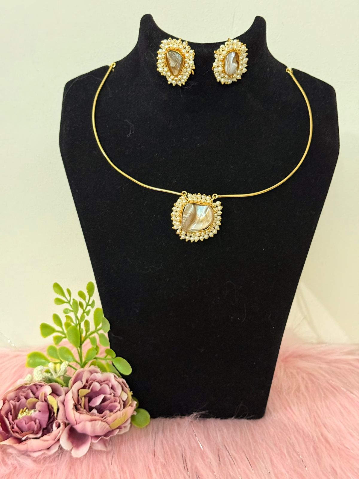 Moonlight Glow Choker Set