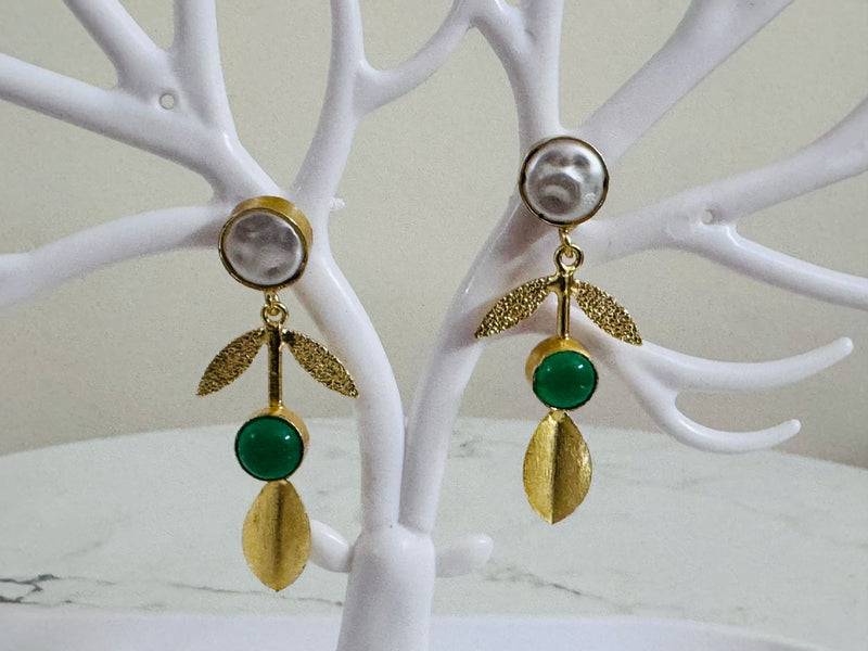 Subtle Bloom Dangler Earring