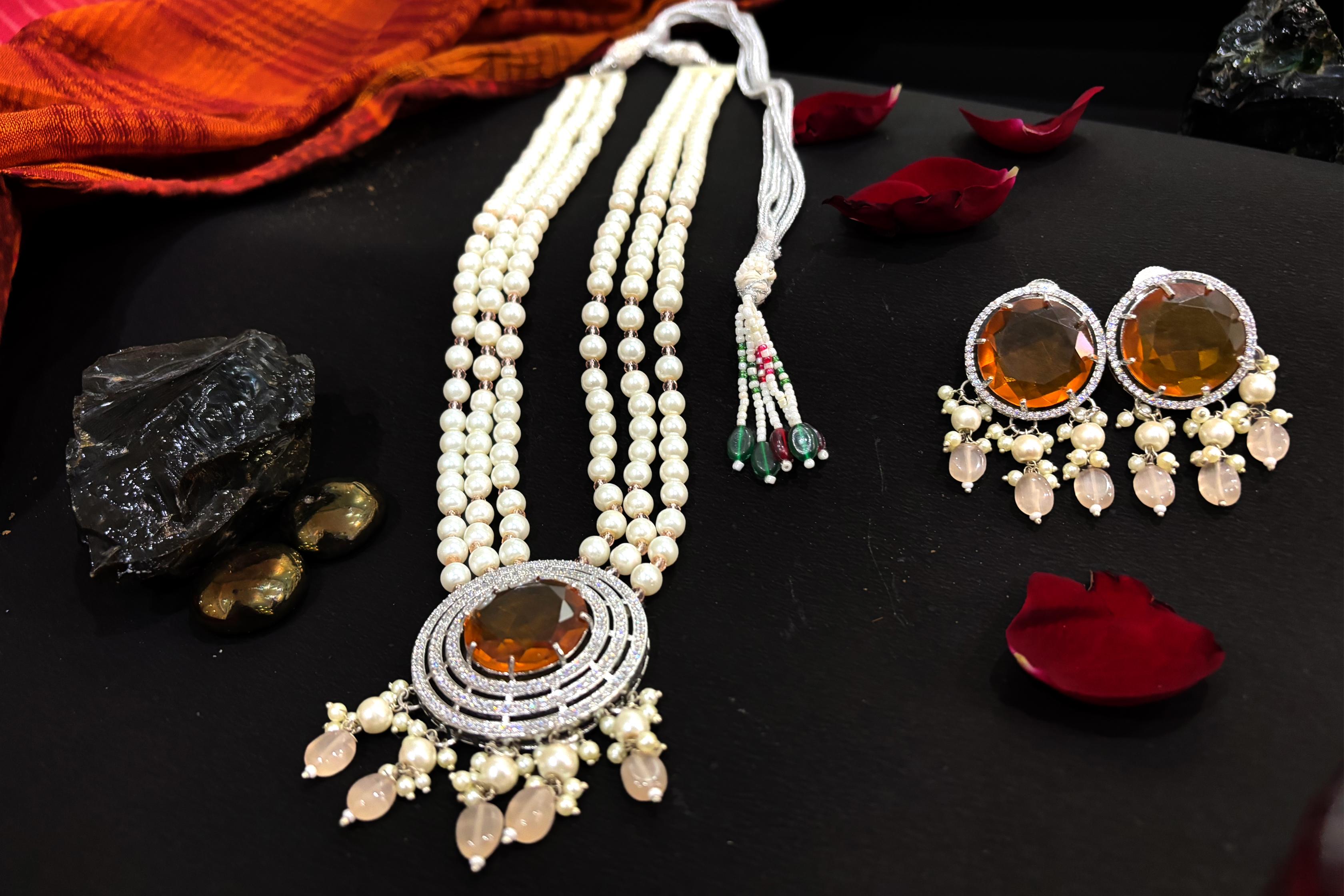 Baadshahi Haar ( Emerald Green & Citrine Yellow)