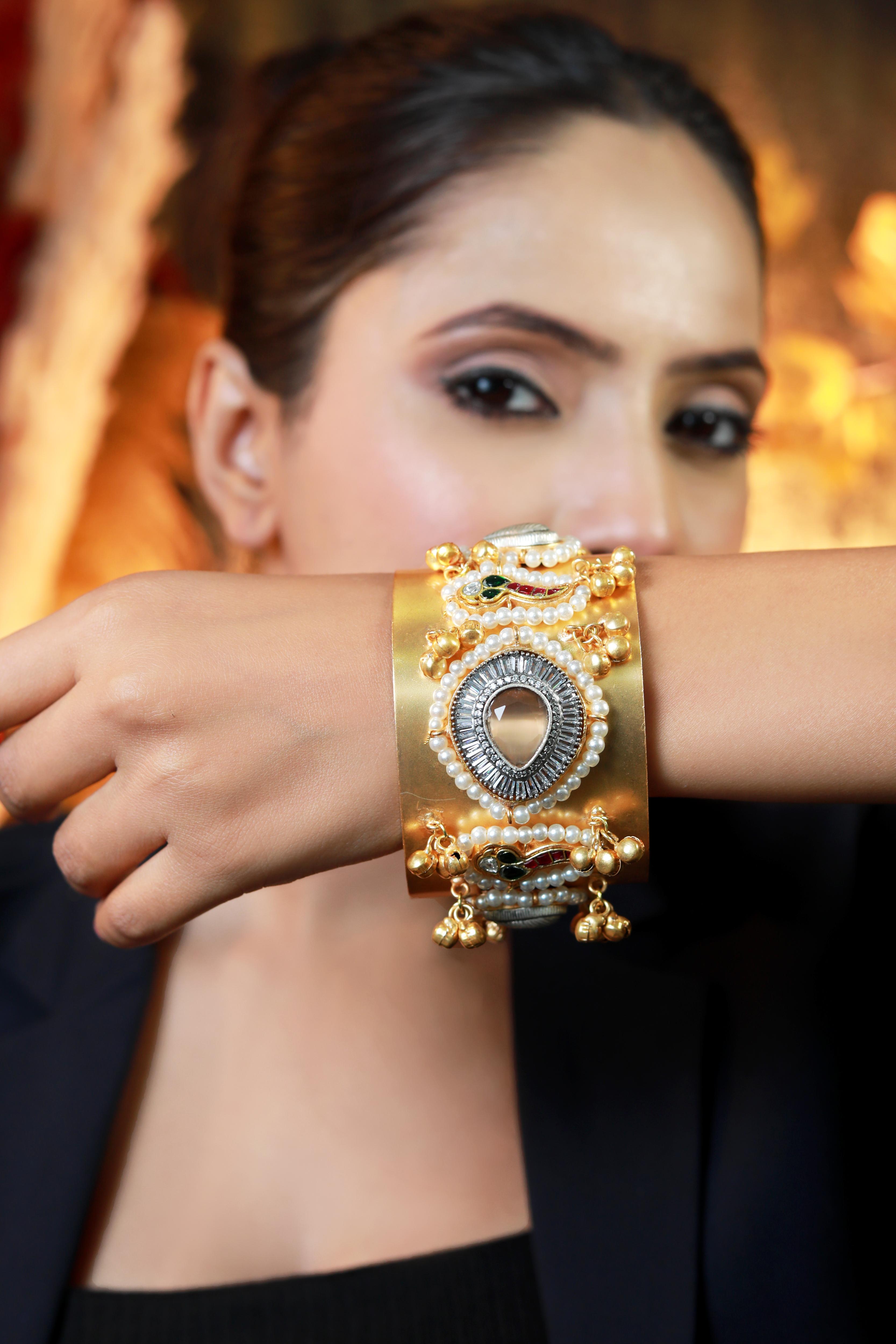 Navrang Vilas Cuff