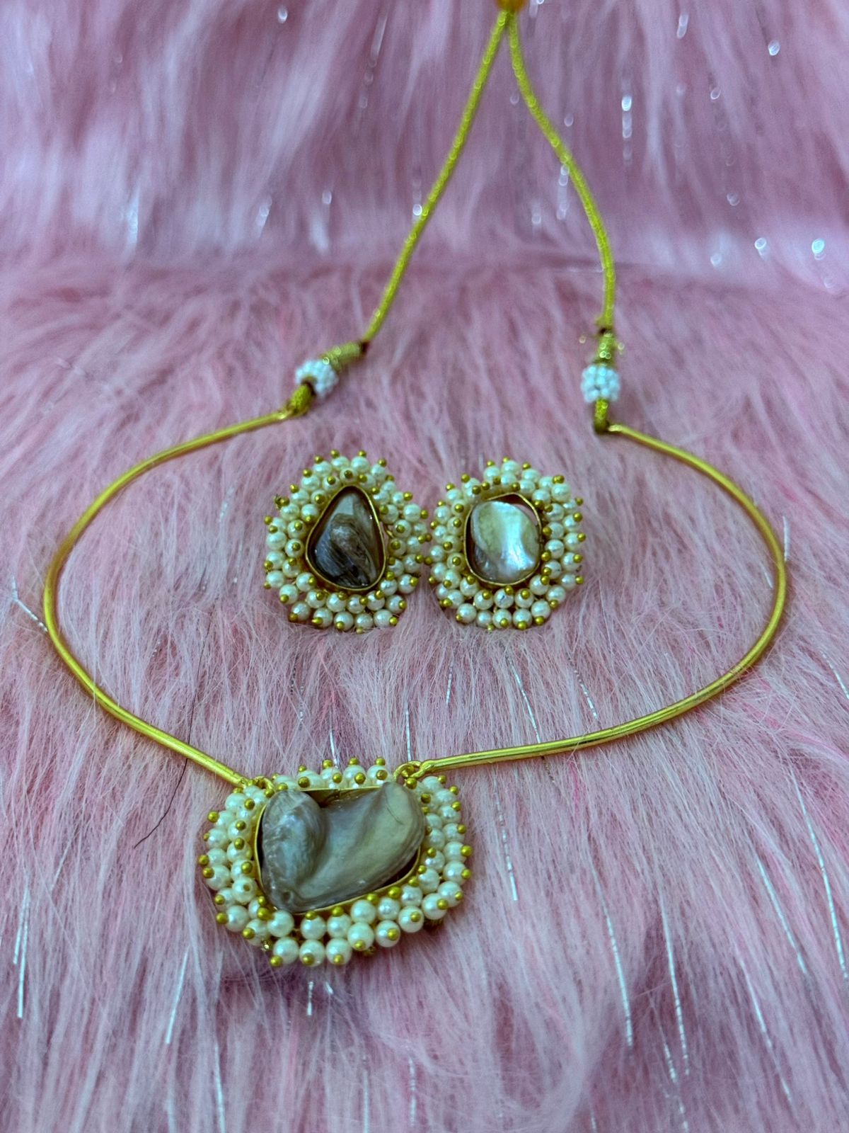 Moonlight Glow Choker Set