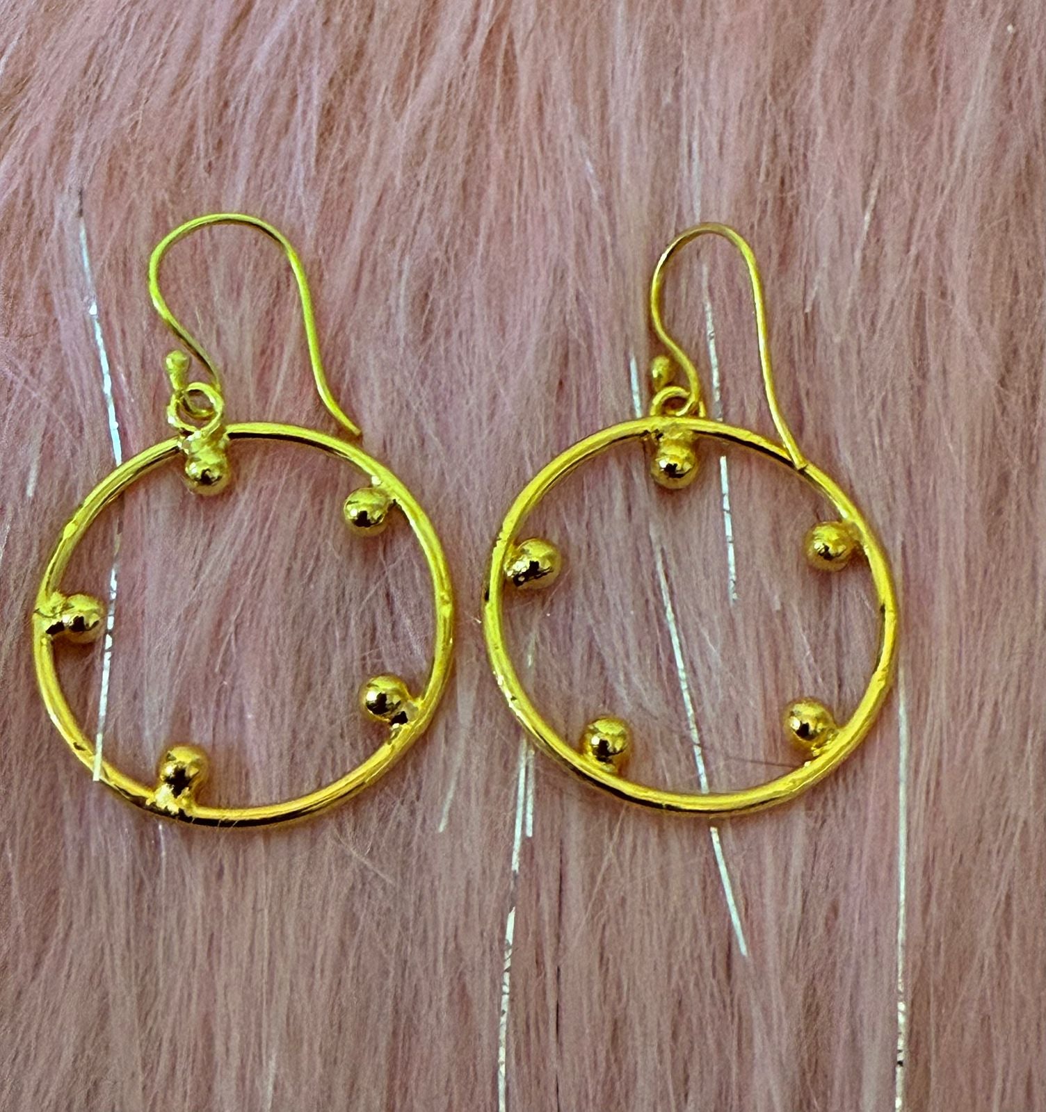 Orbit Chic Hooks