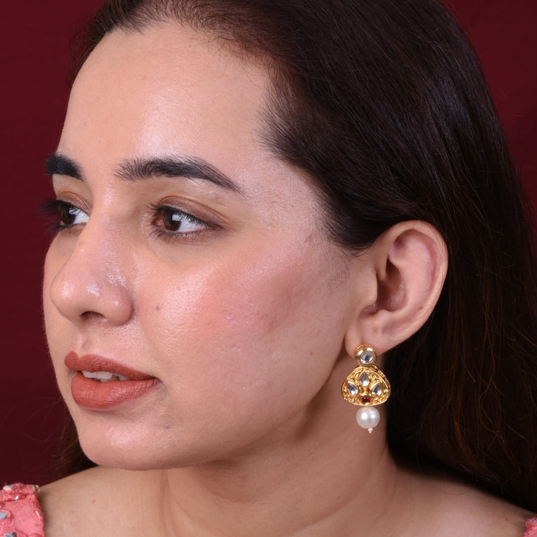 Rasika Kundan Studs