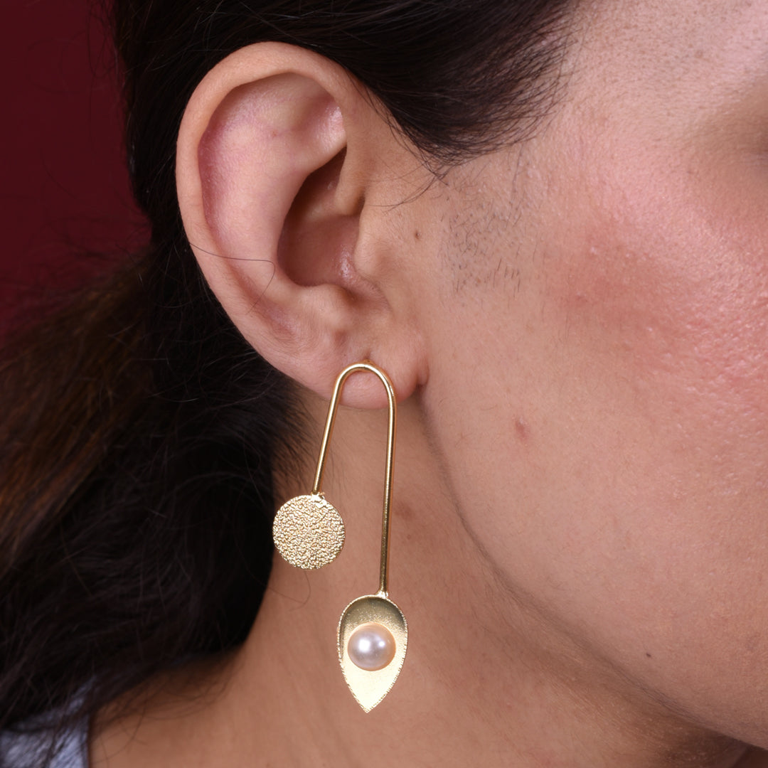 Elysia Drop Earrings