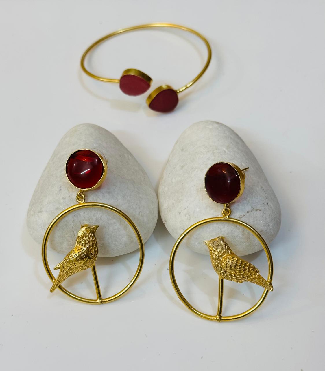 Circle of Wings Earring & Dewdrop Bracelet Combo