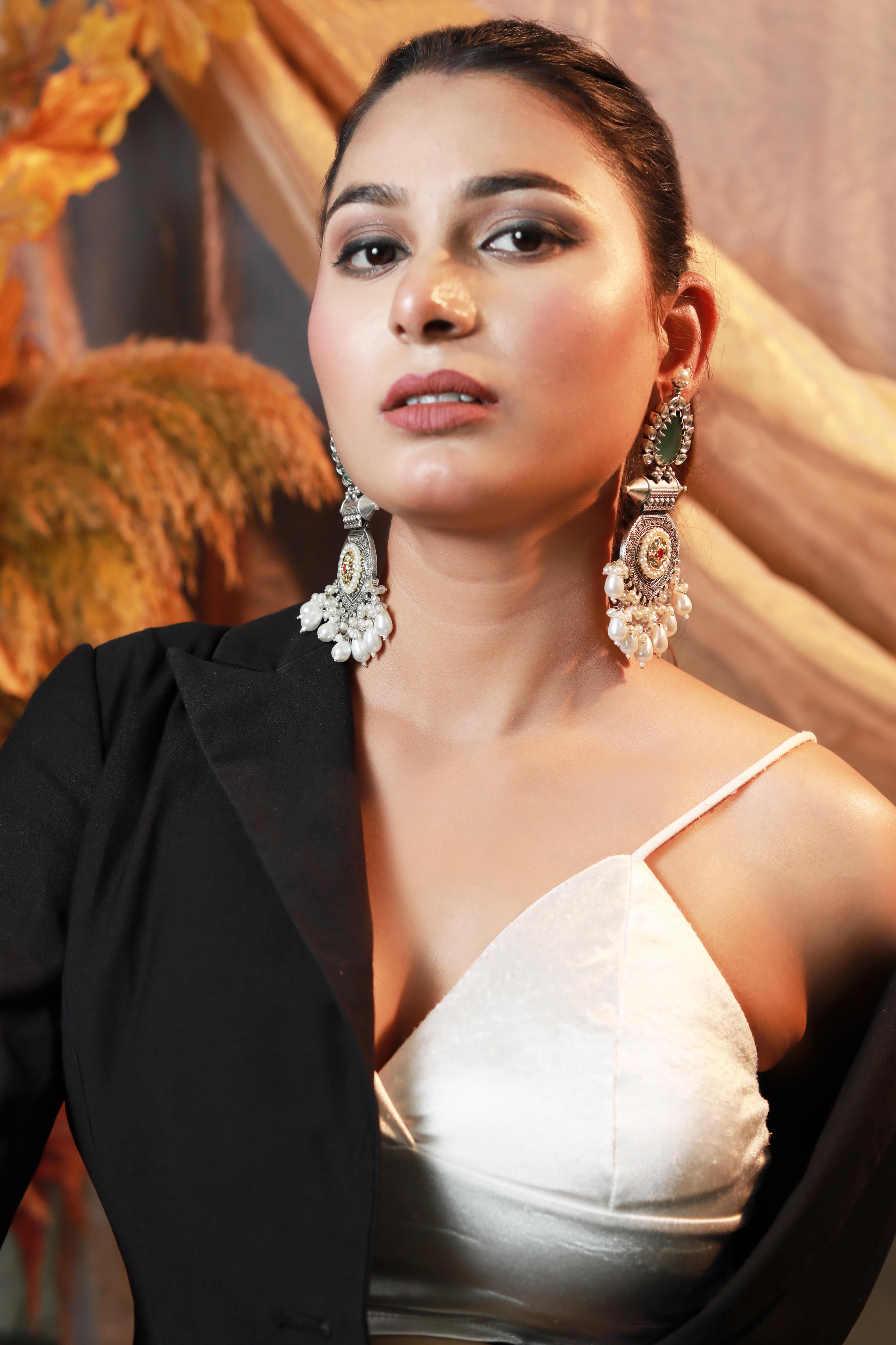 Amara Dangler Earrings