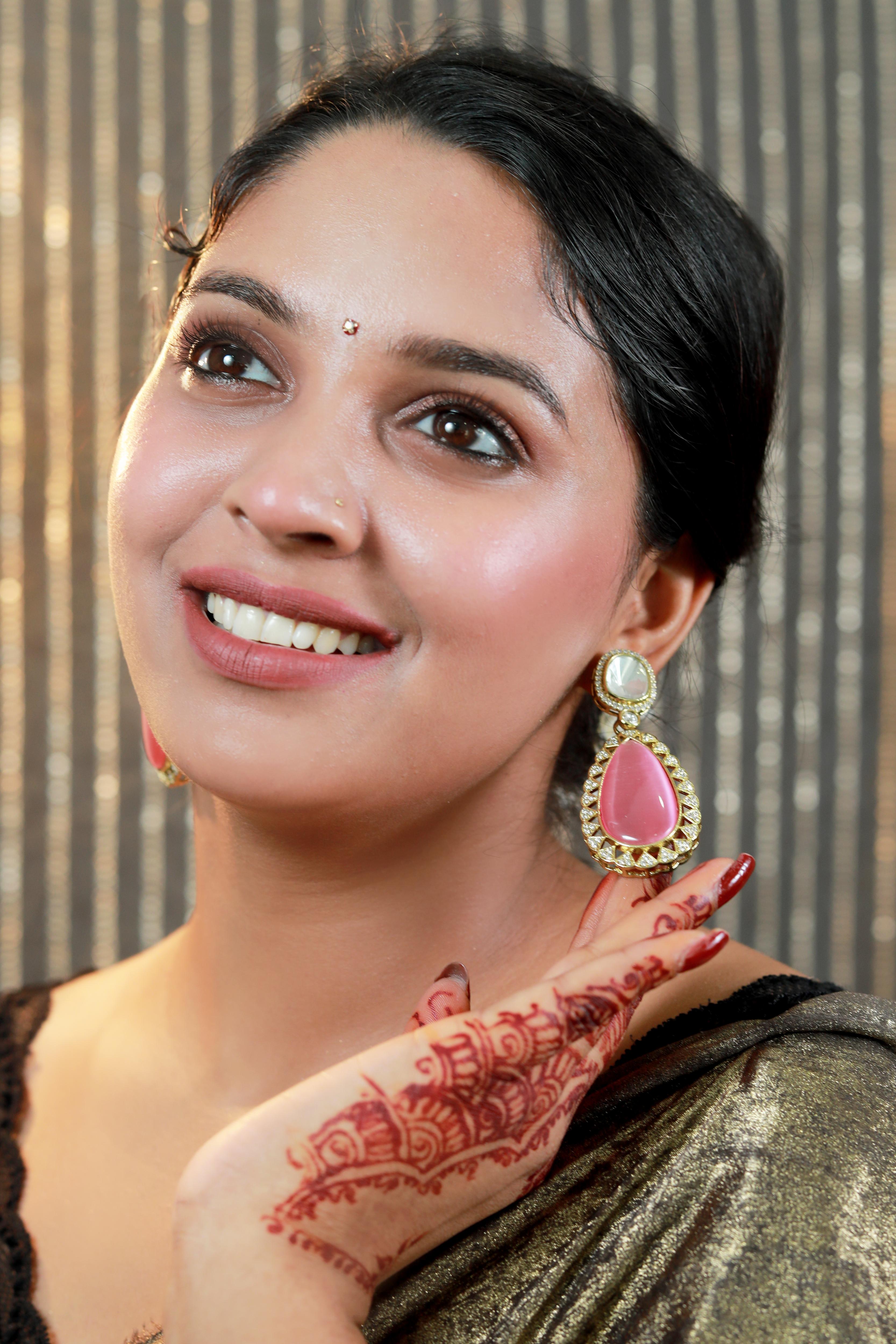 Roshanara Regal Drops