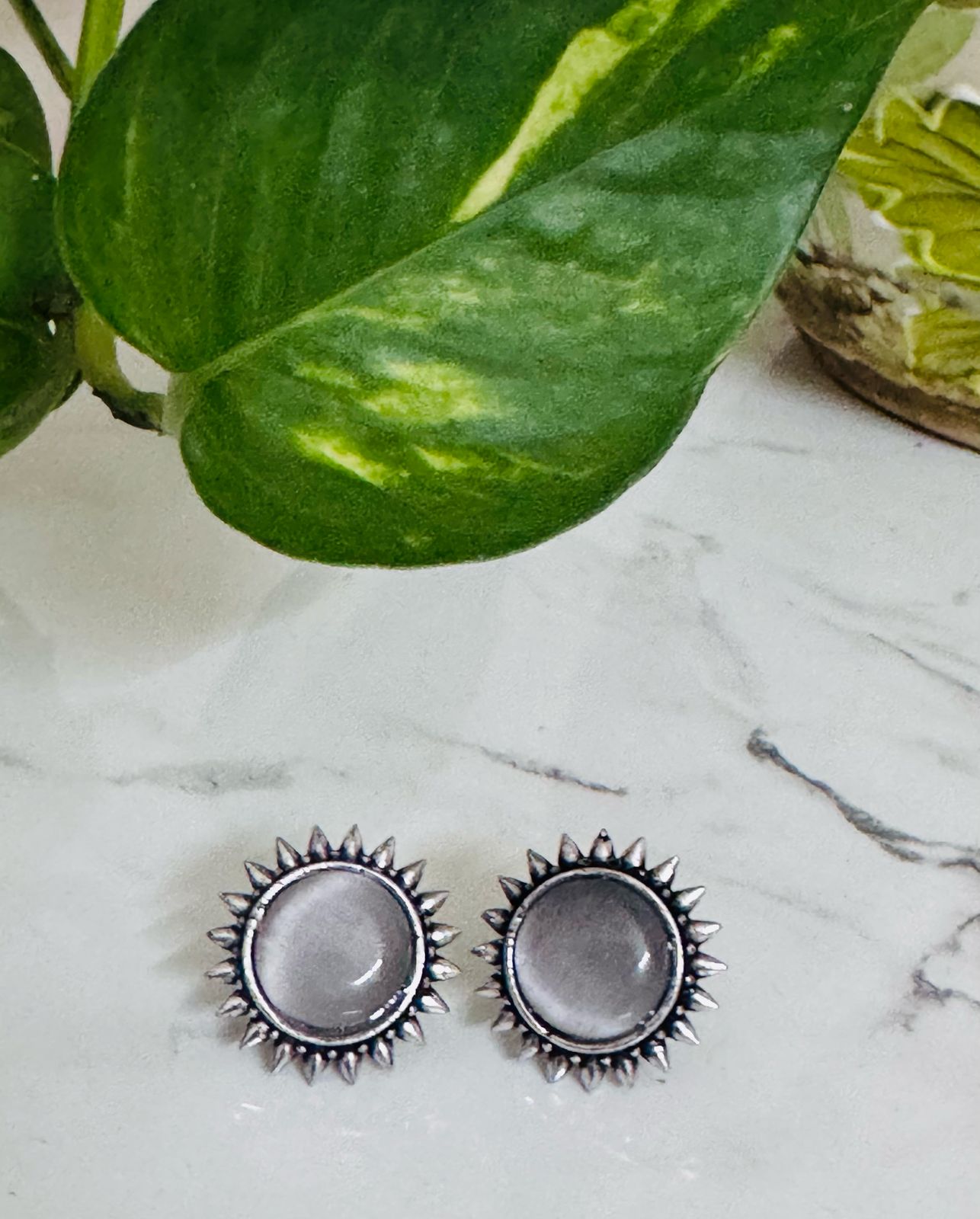 Surika Studs